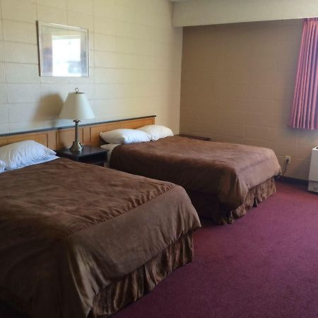 Midtown Motor Inn Bonnyville Esterno foto