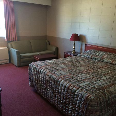 Midtown Motor Inn Bonnyville Esterno foto